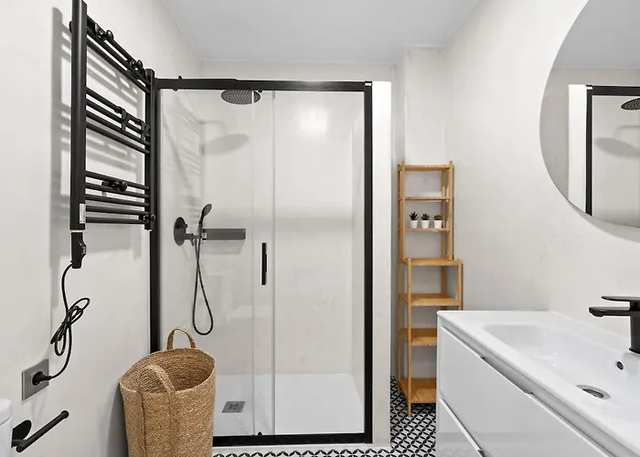 Large In Puebla Lucia *