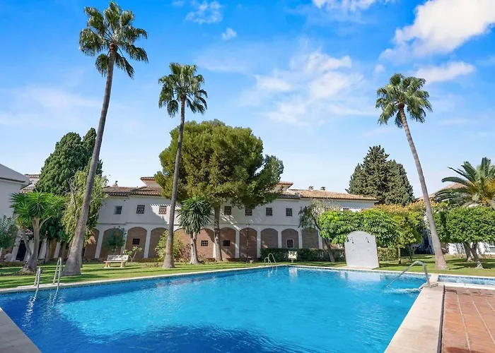 Large In Puebla Lucia *