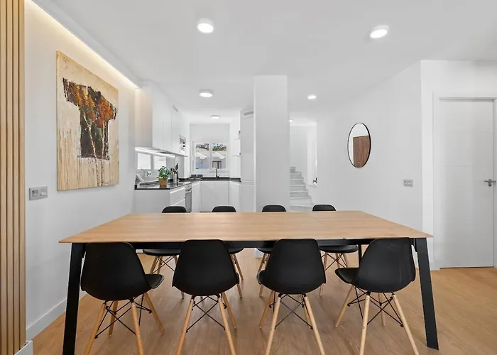 Large In Puebla Lucia *